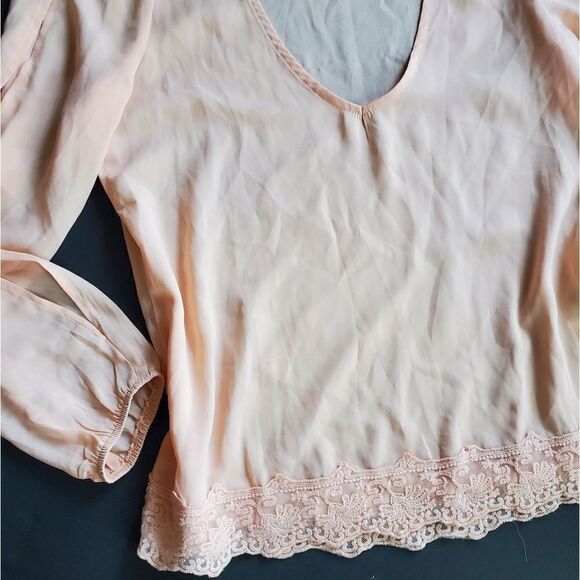 Tobi Cream Pink Blouse - Picture 4 of 9